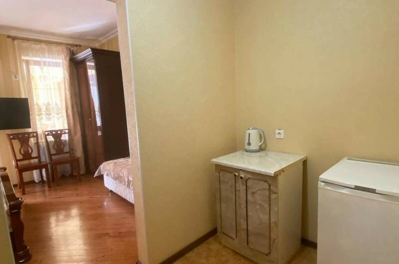 Трехместный номер с балконом 2 этаж