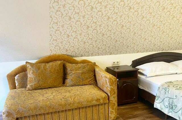 Трехместный номер с балконом в мансарде, 4 этаж