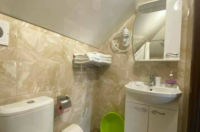 Трехместный номер с балконом в мансарде, 4 этаж