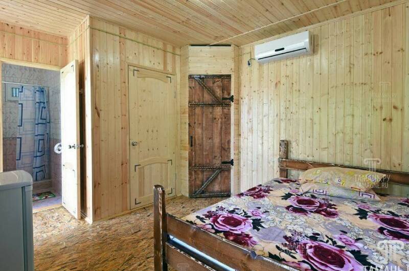 Отдельный двухкомнатный домик с верандой и кухней