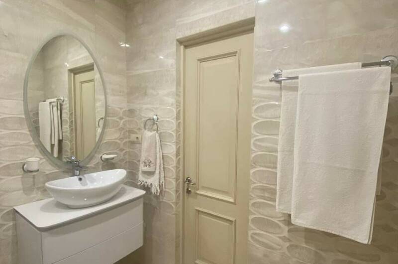 Семейный люкс с балконом № 102