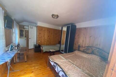 Отдельный домик на территории