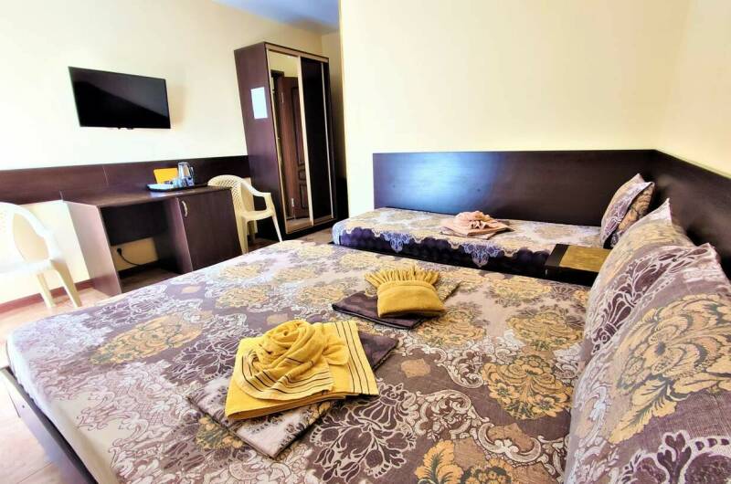 Улучшенный 3-хместный номер с балконом