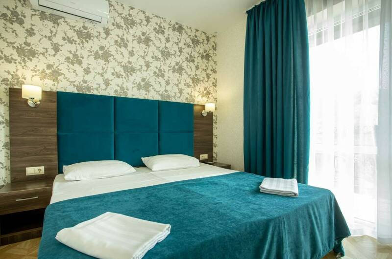 Семейный 2-х комнатный номер