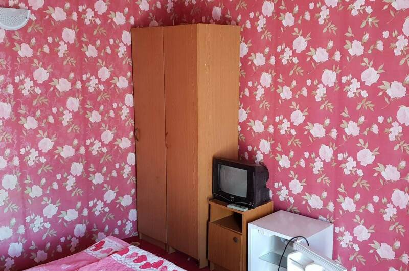 Т 5 комната на 2 этаже