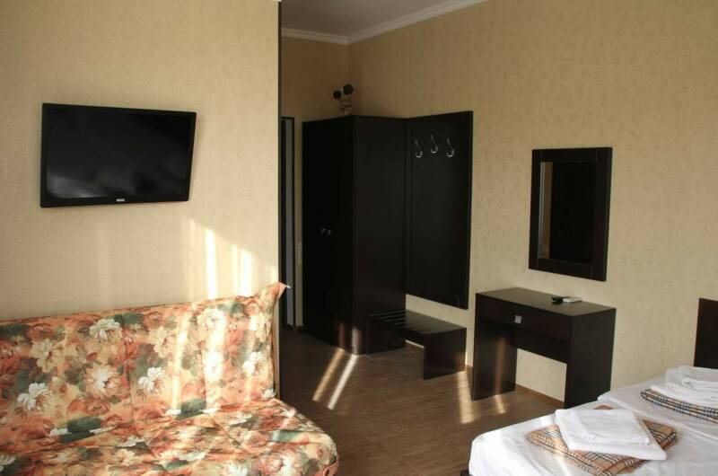 Четырехместный номер с балконом