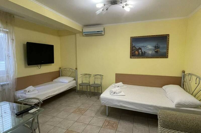 Пятиместный номер-студия