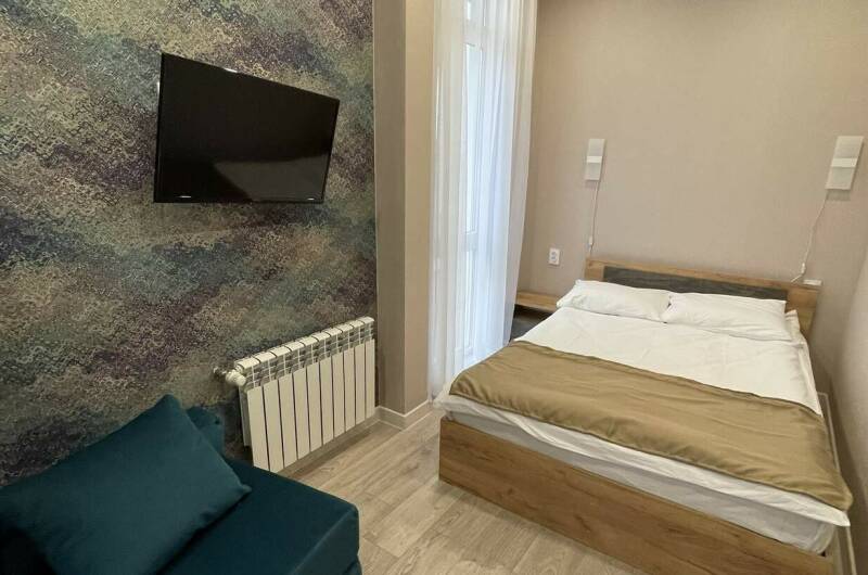 «Полулюкс» с балконом