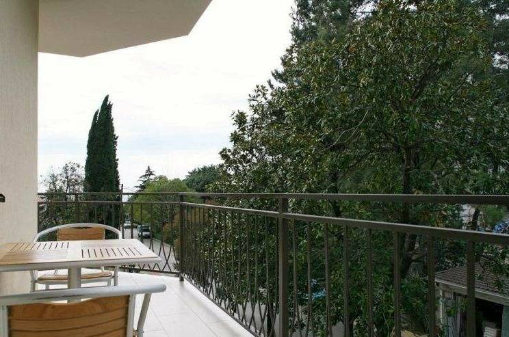 Четырёхместный номер с балконом