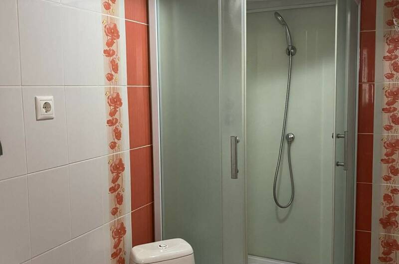 Двухкомнатный с удобствами «Семейный»