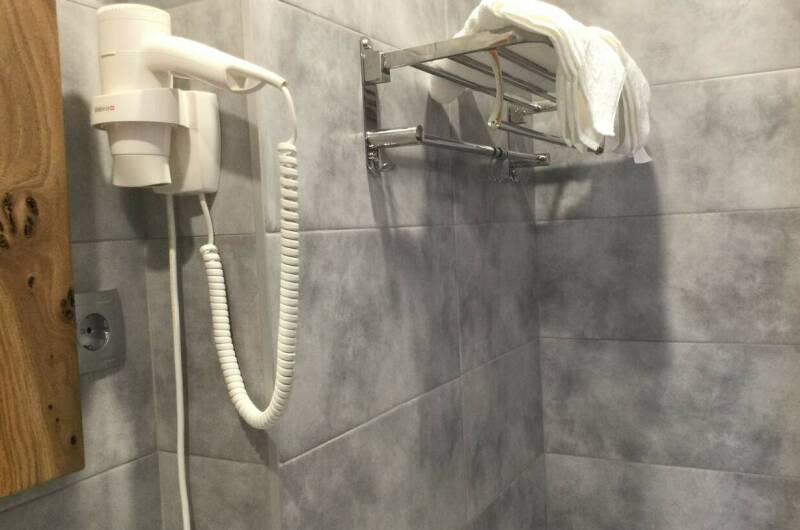 Улучшенный номер на 5 человек на втором этаже