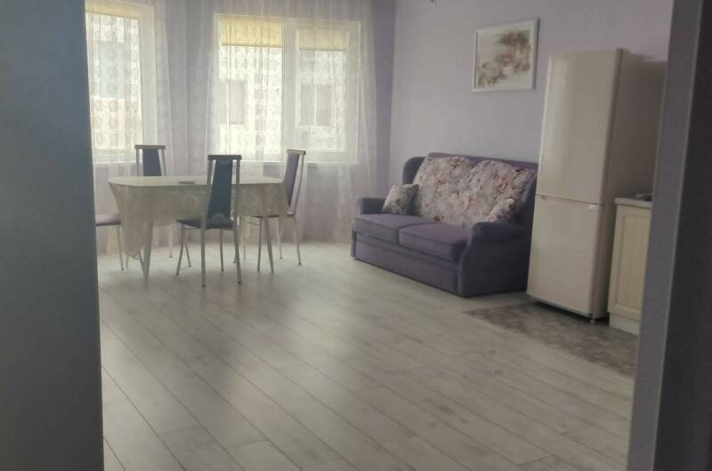 Трехкомнатная квартира (№ 2)