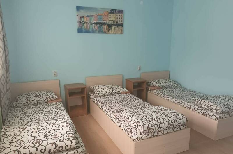 «Эконом» 3-х местный