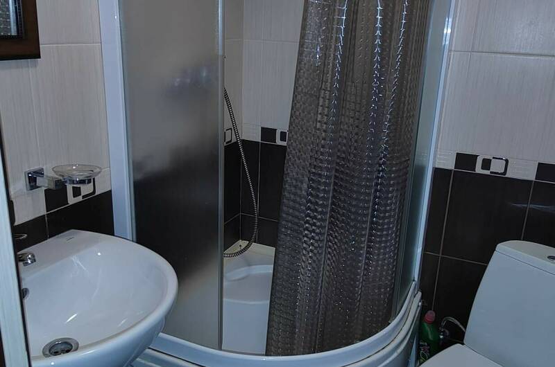 Трёхместный «Стандарт» № 4 на третьем этаже