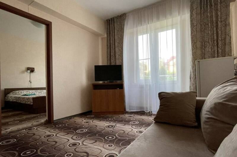 Семейные двухкомнатный номер с удобствами