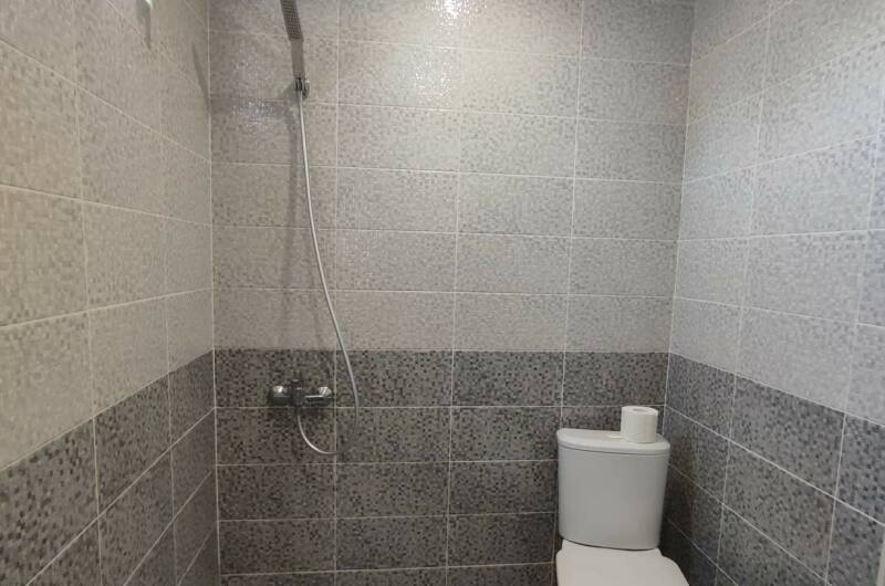 Трехместный номер с балконом (9)