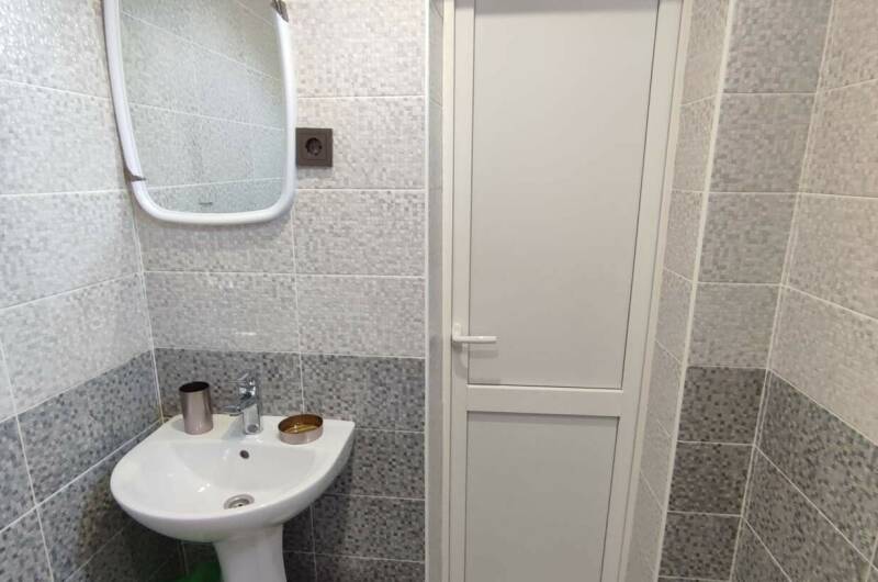 Трехместный номер с балконом (9)