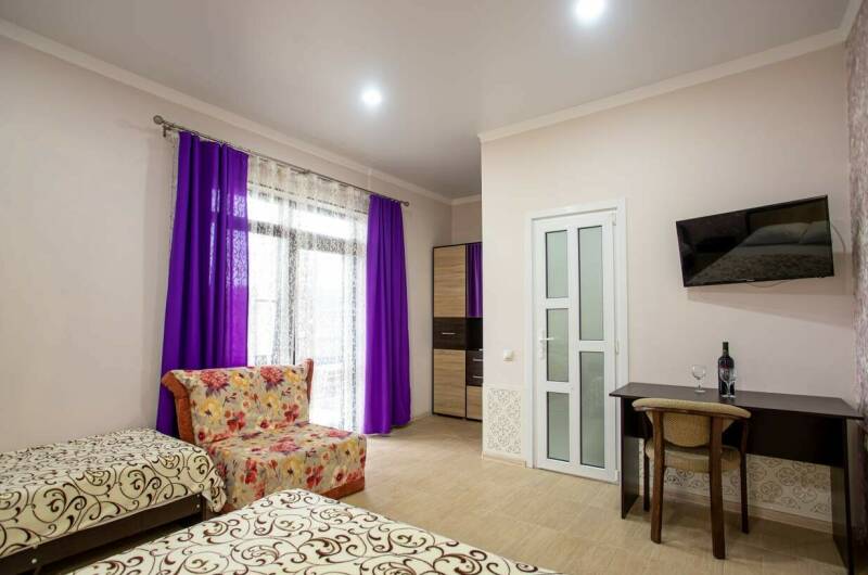 «Стандарт» трехместный