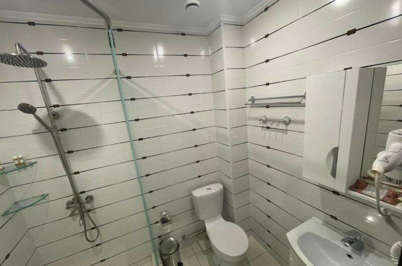 Четырехместный семейный номер с завтраком