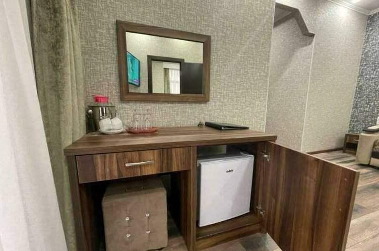 Четырехместный Делюкс с видом на море с питанием