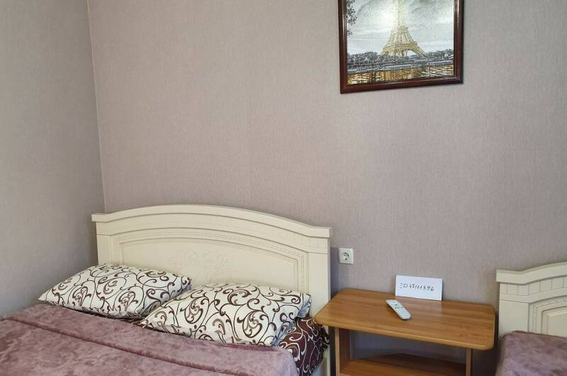 Двухкомнатный домик 7-ми (4+3)местный с кухней