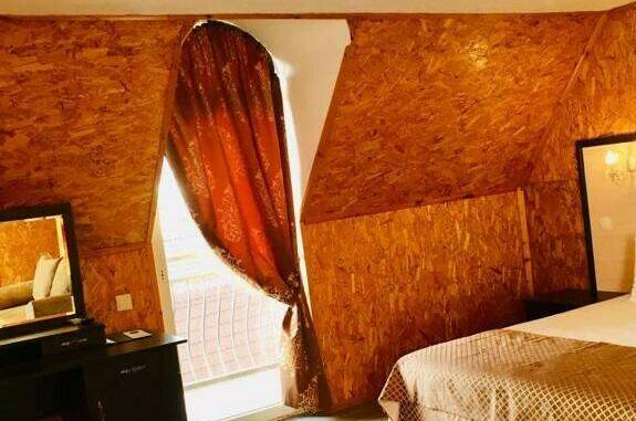 Комната «Делюкс ЭКО» (мансарда)