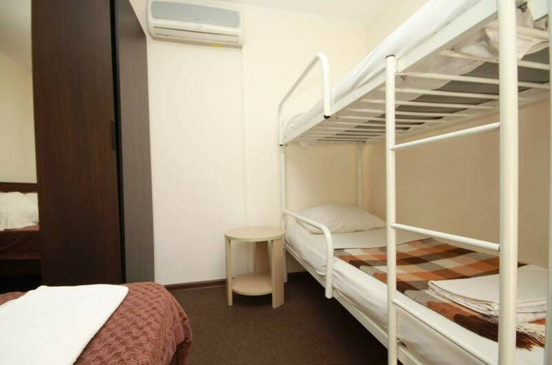 Семейный 4-х местный