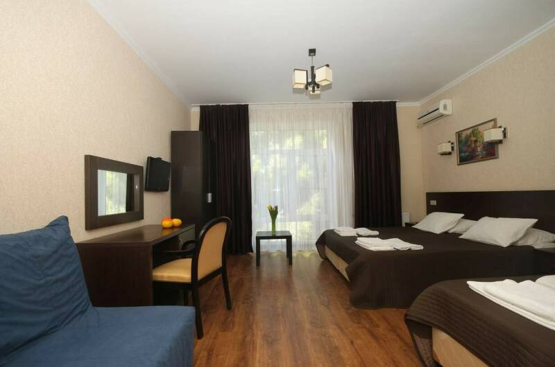 Полулюкс 3-х местный