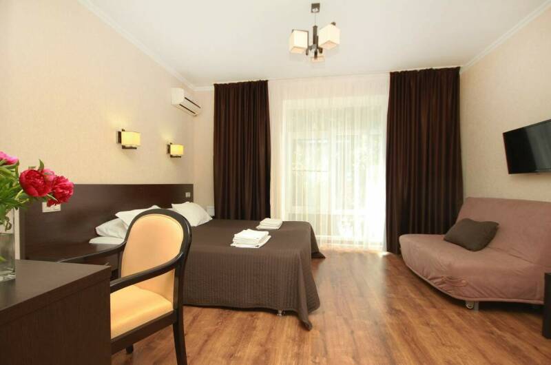 Полулюкс 4-х местный