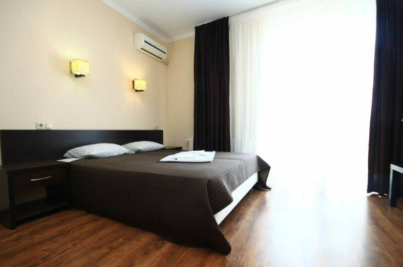 Полулюкс 4-х местный