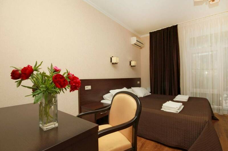 Полулюкс 4-х местный