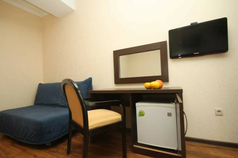 Полулюкс 4-х местный