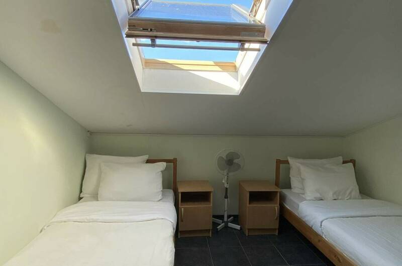 Эконом 2х местный на мансарде