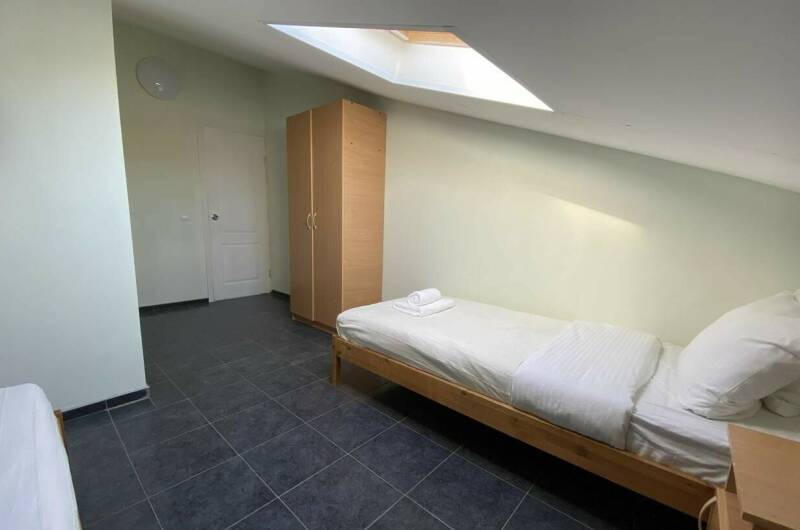 Эконом 2х местный на мансарде