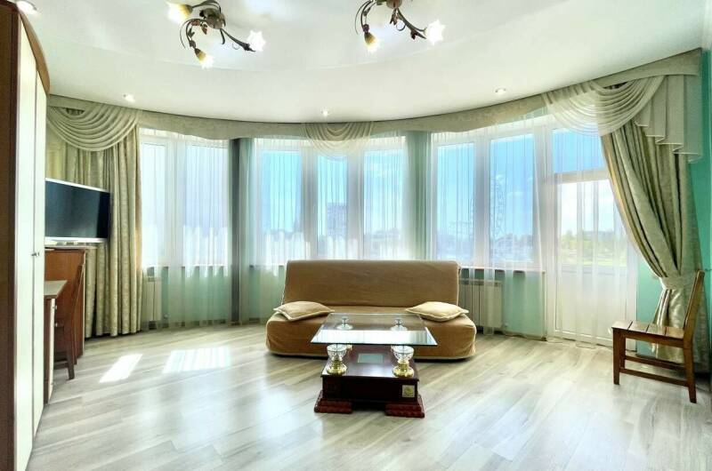 Трёхкомнатный номер «Люкс»