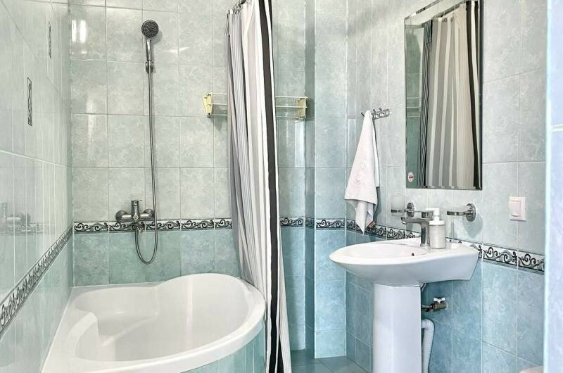 Трёхкомнатный номер «Люкс»