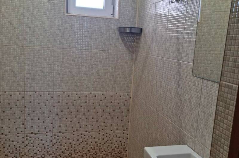 «Полулюкс»