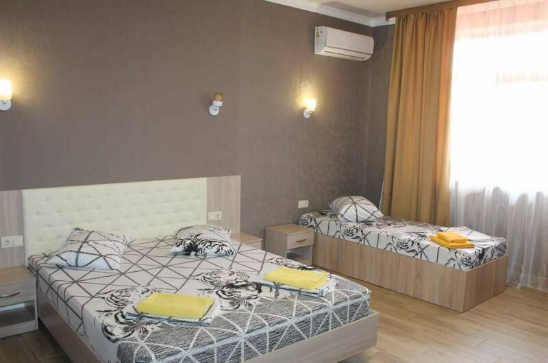 Двухкомнатный «Люкс» до 7 человек со своей кухней