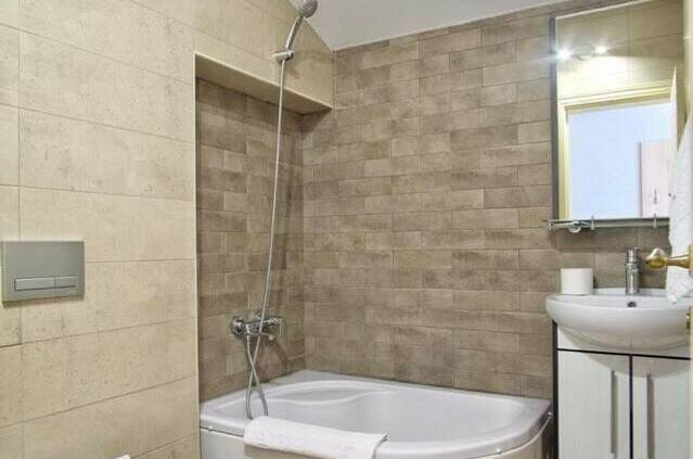 Люкс с кроватью «King-size»