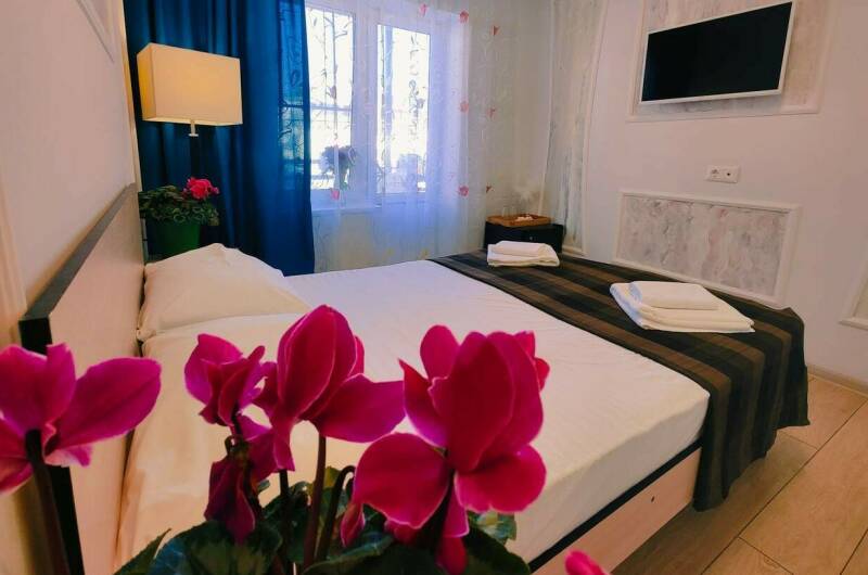 2-х комнатный 4-х местный с террасой + 2 д. места