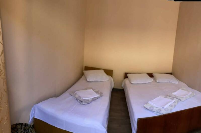 Трёх местный эконом