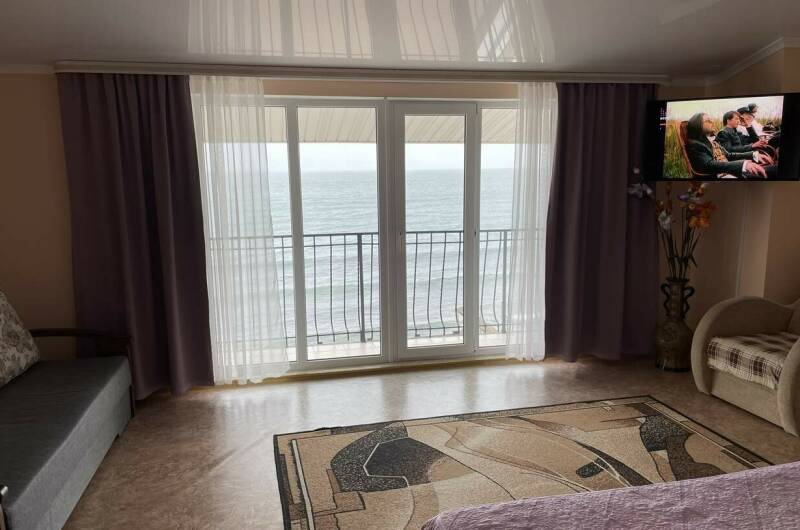 Люкс с видом на море