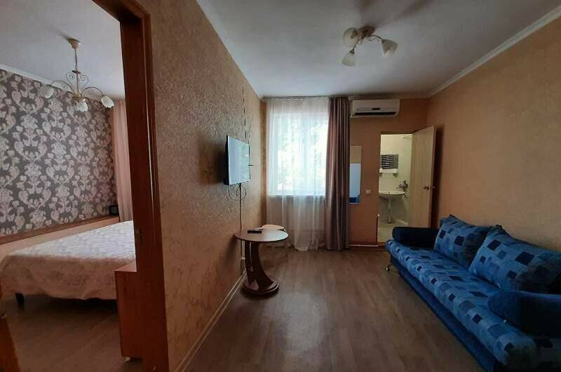 Двухкомнатный с удобствами