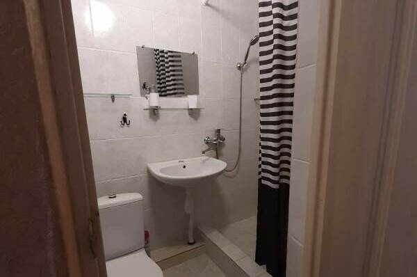 Двухкомнатный с удобствами