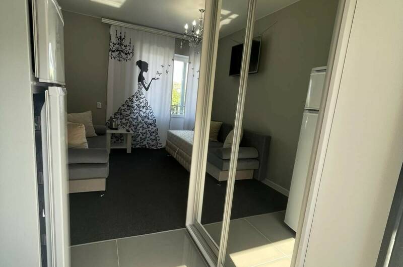 Номер с балконом (2−4 человека)