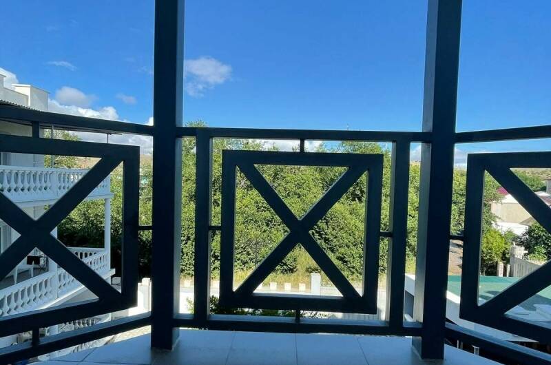 Двухкомнатный с балконом