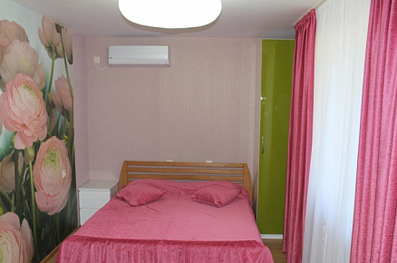 Номер 2−4 местный без удобств «Эконом» (1 этаж)