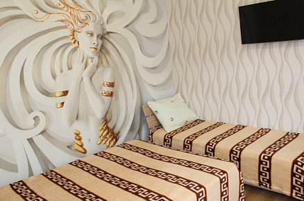 Номер с удобствами и балконом на 2−3 чел (3 этаж)