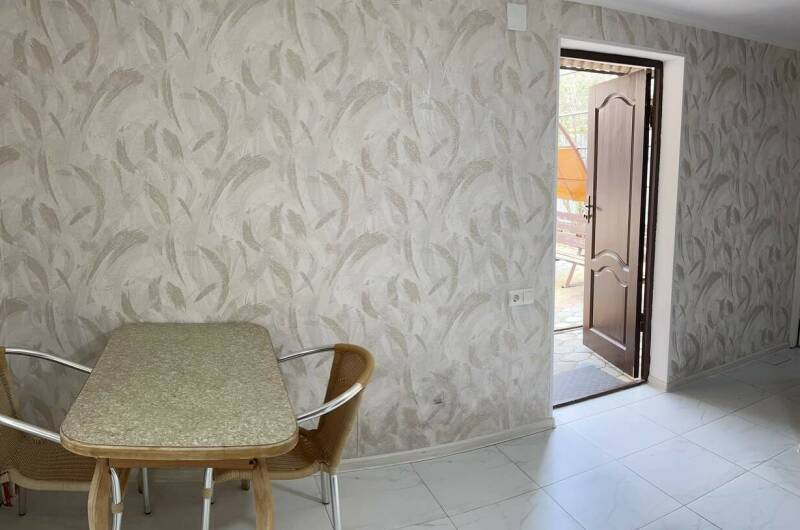 Студия с кухней