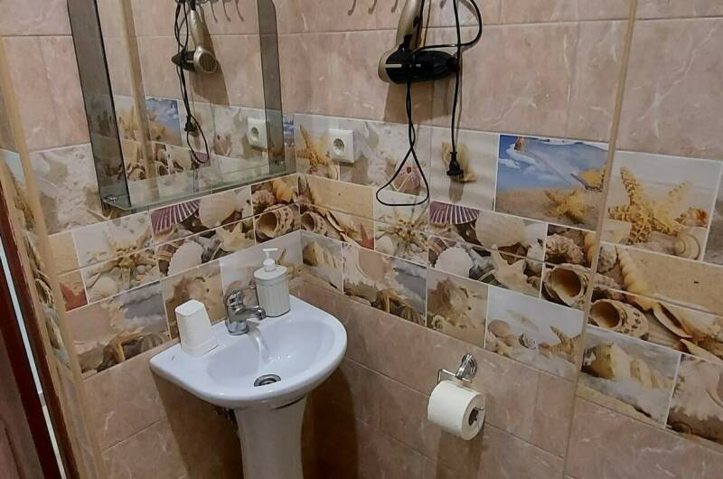 Четырехместный номер «Делюкс» с балконом